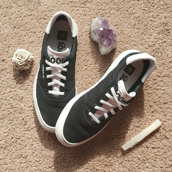 zumiez adidas shoes